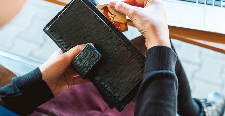 O que é ser um consumidor inteligente? Saiba Mais