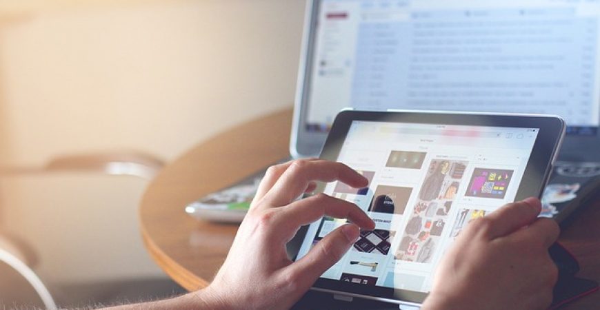 Como escolher combo de TV, internet e telefone com o melhor custo-benefício
