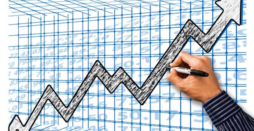 As diferenças entre investir em banco ou corretora