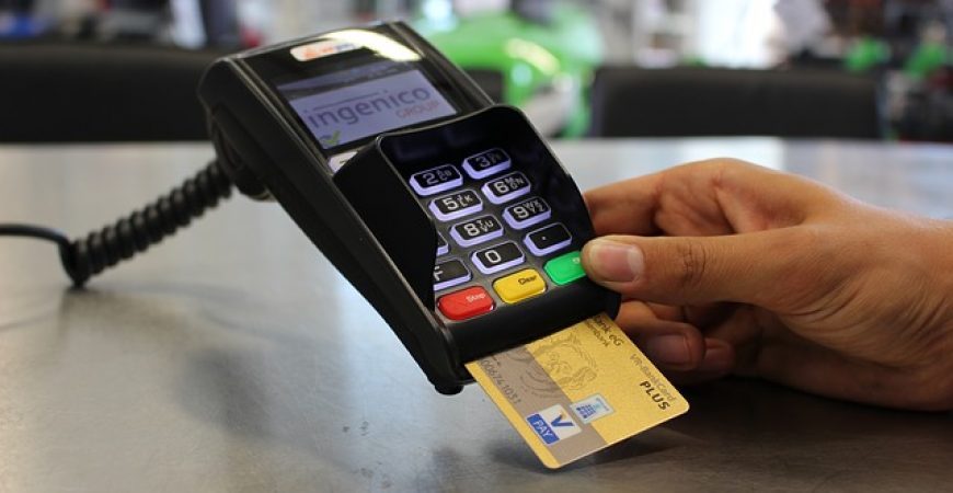 É empreendedor? Veja como ter uma maquininha de cartão