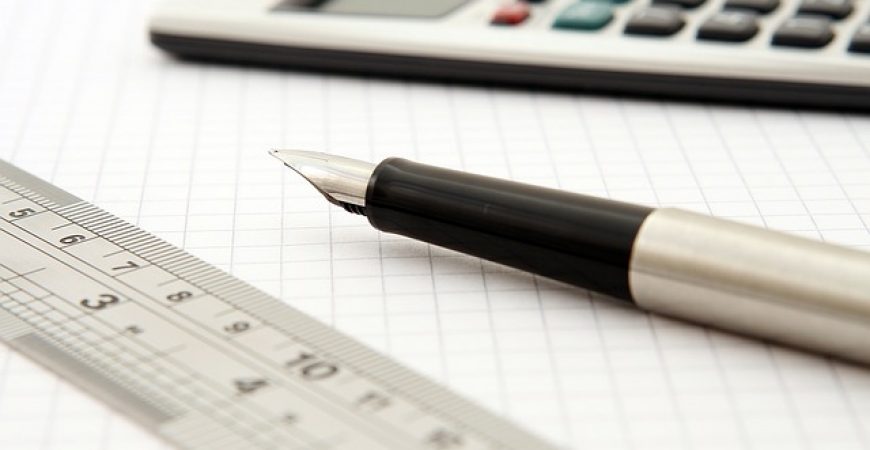 Como pagar menos tarifas em bancos?