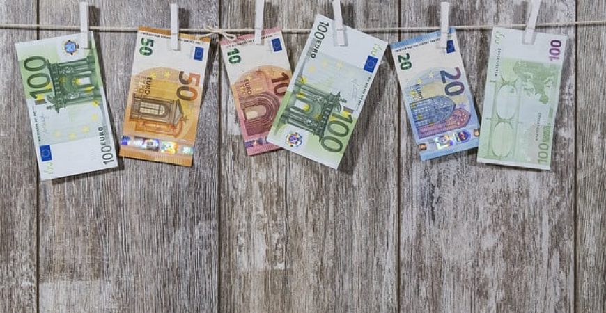 Como garantir o melhor câmbio para viagem?