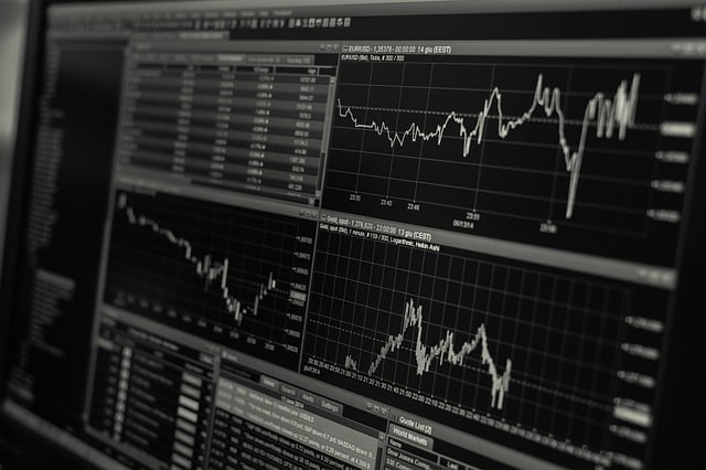 Qual a diferença entre ações e ETFs?